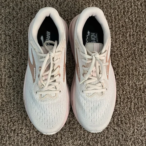 Brooks Ghost Max Running Shoes WMNS 9.5B - Picture 6 of 10